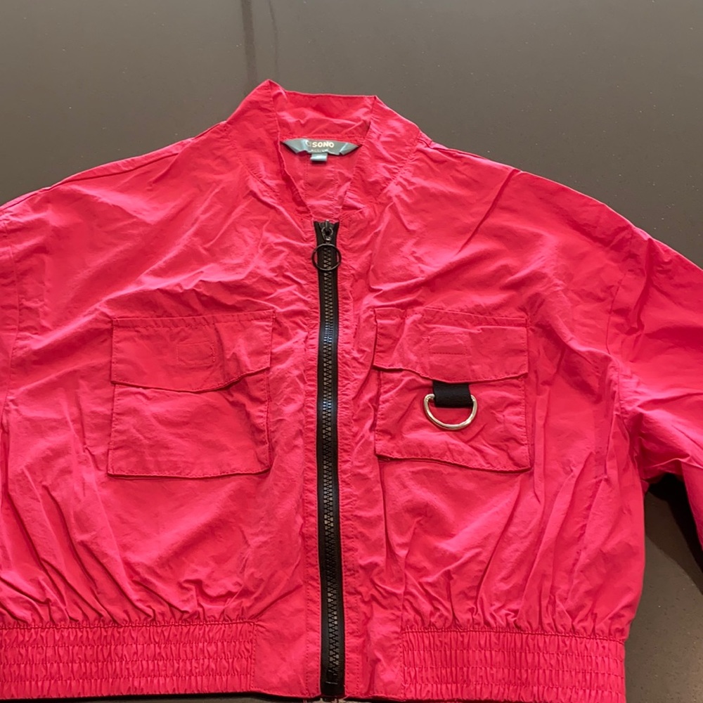 Hot pink crop top jacket active wear/windbreaker